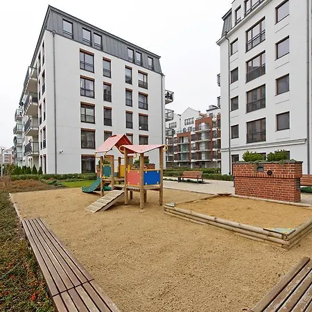 Apartamenty Sun & Snow Szafarnia Gdansk Exterior photo